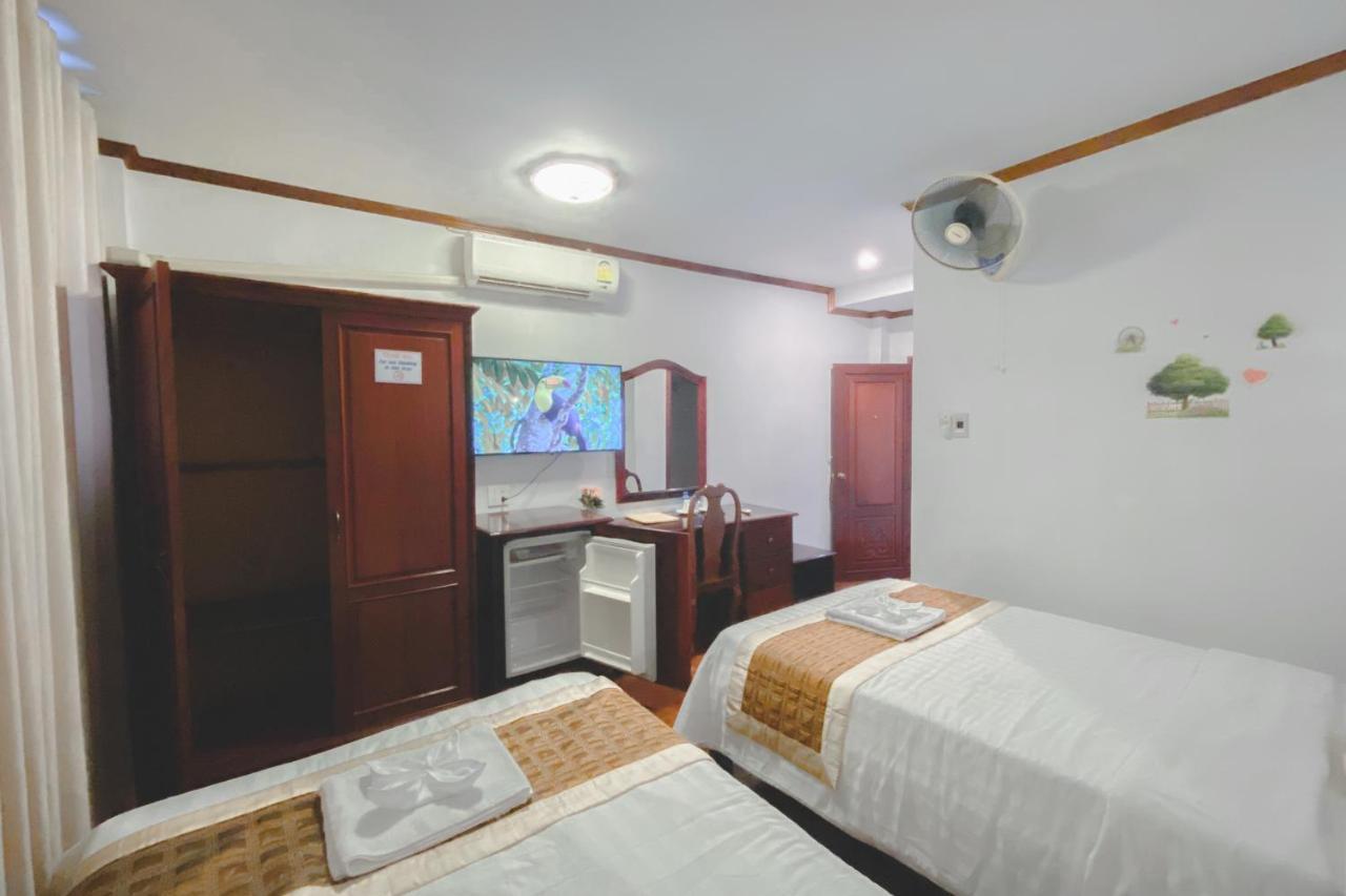Khampiane Hotel Ban Nongdouang Экстерьер фото