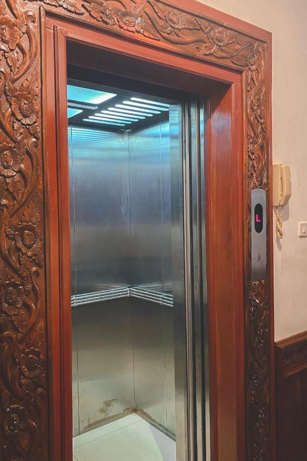 Khampiane Hotel Ban Nongdouang Экстерьер фото