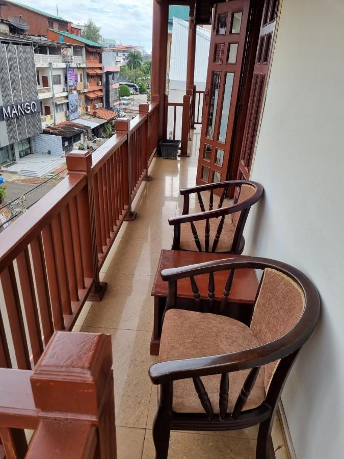 Khampiane Hotel Ban Nongdouang Экстерьер фото